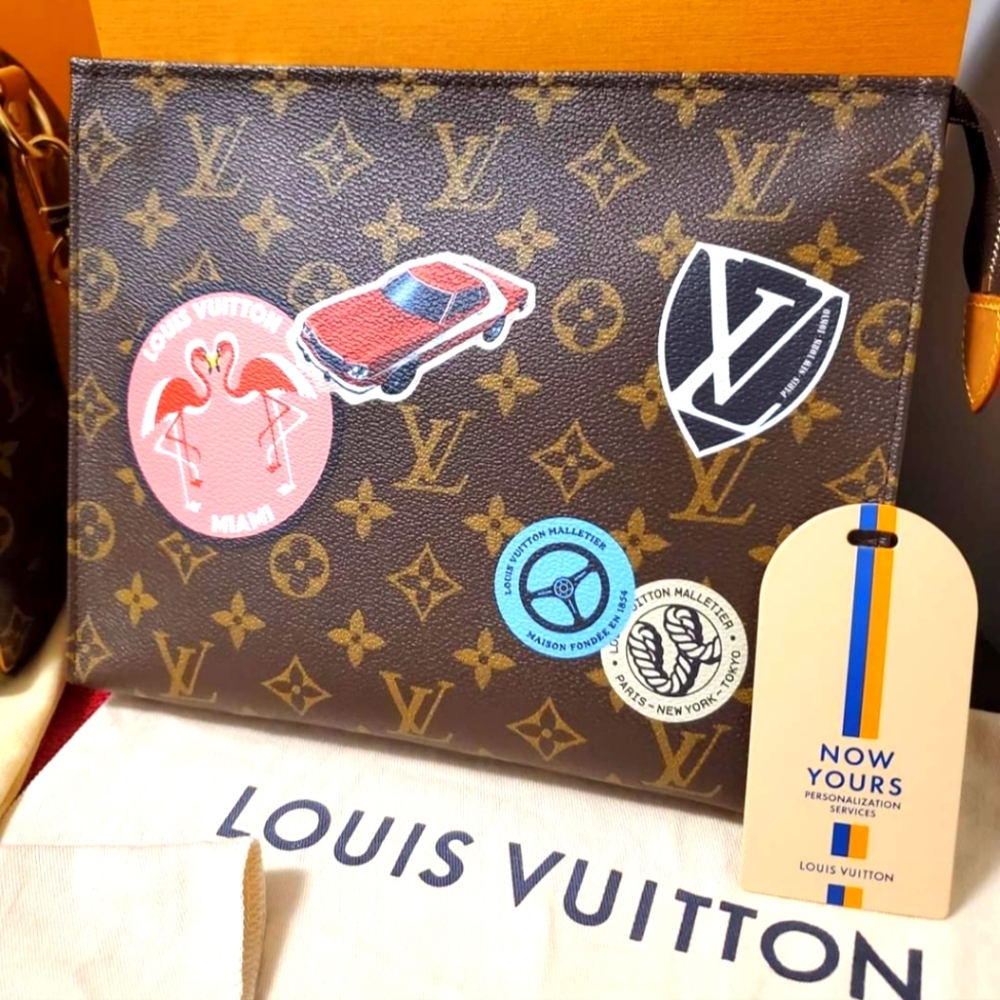 Louis Vuitton Toiletry 26 World Tour